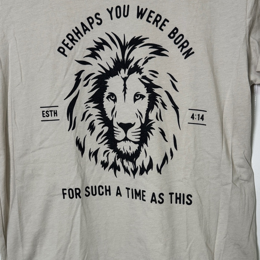 Anastasia Beige Lion Print Tee - Picture 4 of 5
